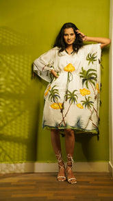 Breezy Bliss – Hand-Painted Floral Kaftan